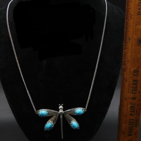VINTAGE SILVER TONE TURQUOISE DRAGONFLY NECKLACE - Picture 2 of 2